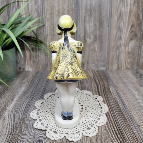 Vintage Girl and Schnauzer Airedale Dog Figurine Made in Japan - Picture 4 of 6